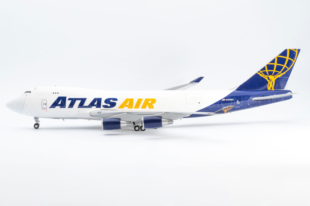 1/200ジェミ二ATLAS AIR 747-Fモデル 1/200スケール Gemini Jets 1:200 Atlas Air 747-8F Unboxing and Review - YouTube