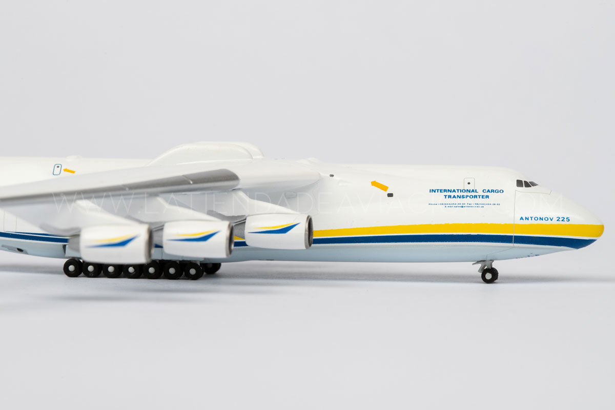Herpa Wings Antonov Airlines AN-225 Mriya 562287 - Aircraft Models a