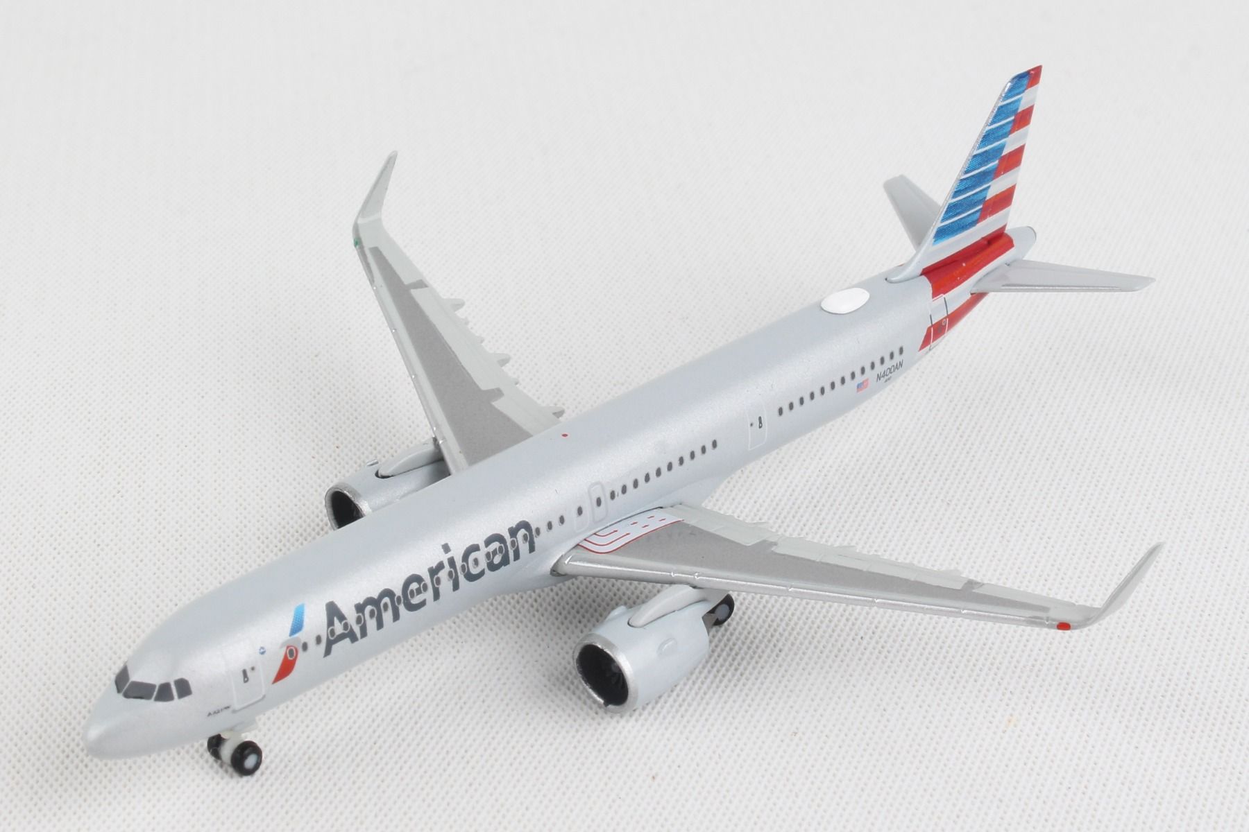 HE533225 HERPA WINGS CONDOR AIRLINES AIRBUS A330-200 1/500 DIE-CAST MODEL
