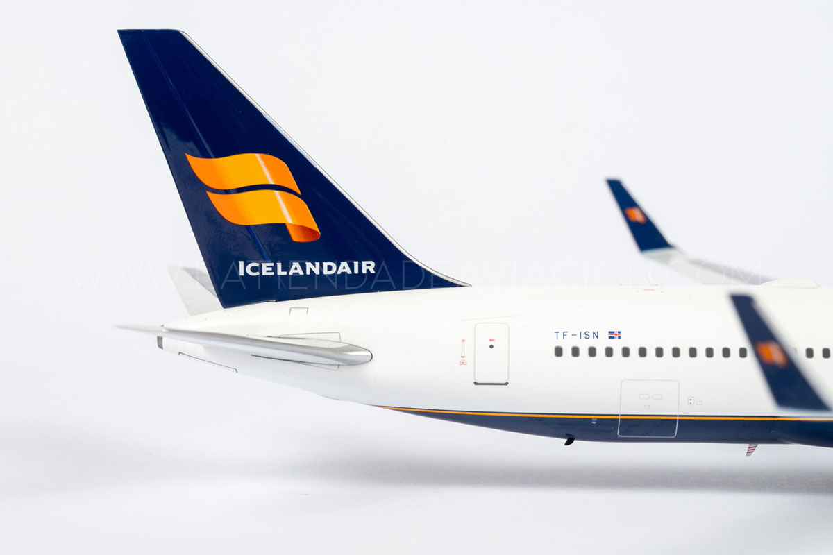 【Inflight200】Icelandair Boeing 767-300ER Interactive- Icelandair Cargo New Livery Boeing 767-300ER