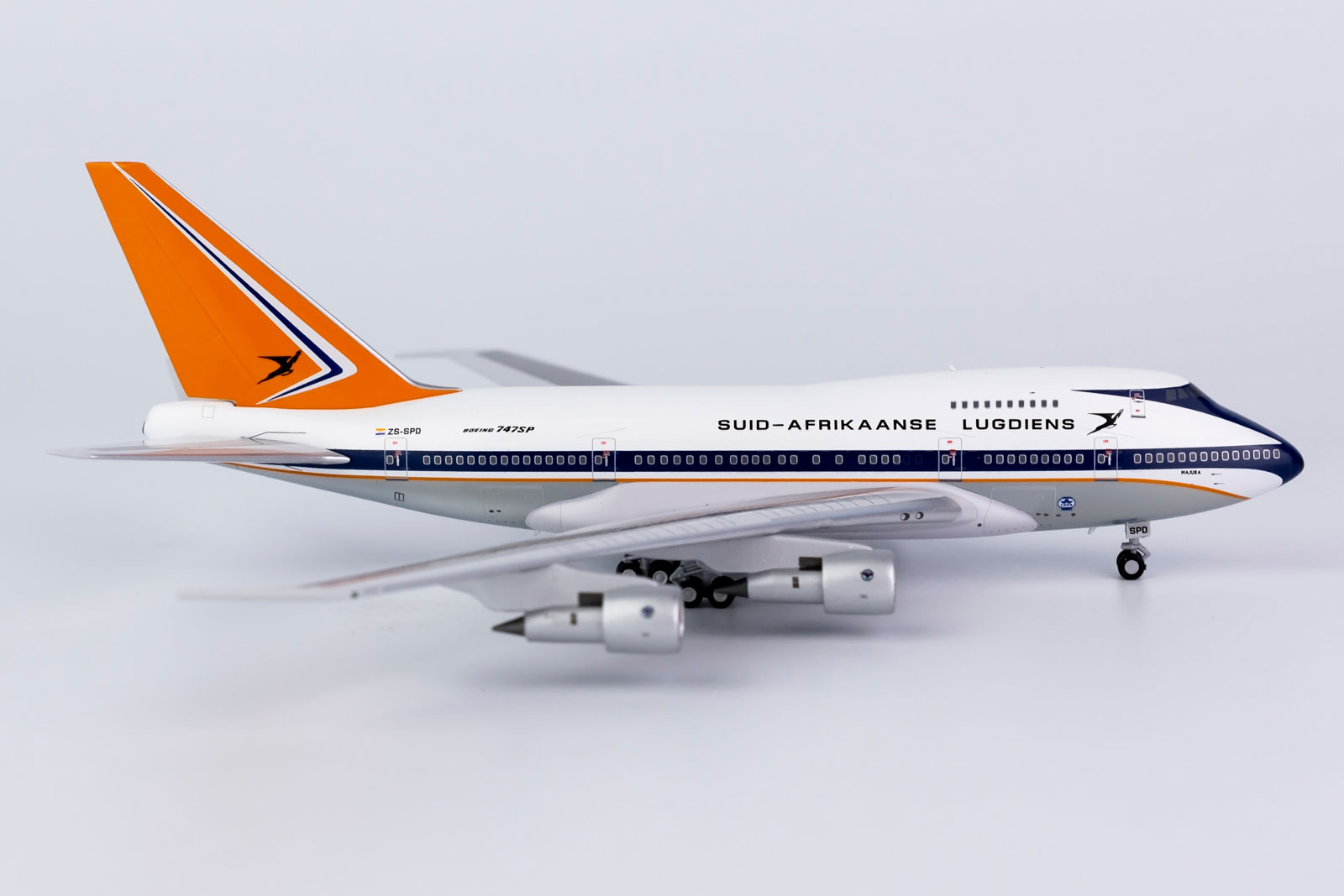 Vector Model 07025 South African Airways Boeing 747SP ZS-SPD NG Models 07025 Modelo a ...